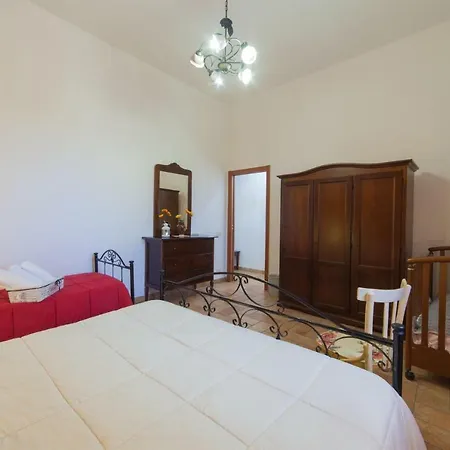 Casa Elena Apartment *